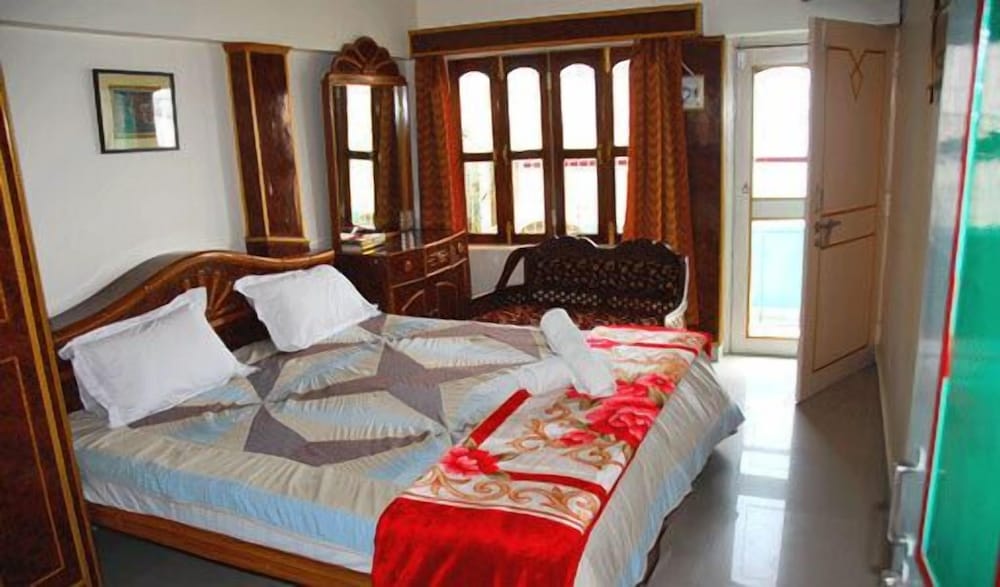 kedareswar bed and breakfast