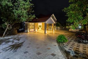 treebo trend adrak summer sand hill resort