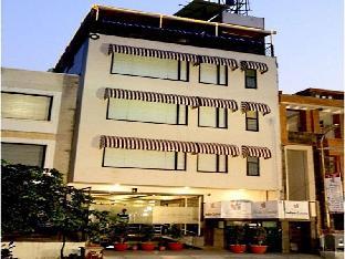 hotel harsh paradise