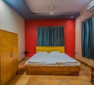O'nest Oceano Pearl,Ratnagiri>>Pawas,2 star