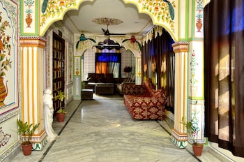 mahal rajwada resort