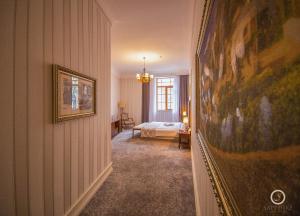 Sapphire City Hotel,Near Government House,4 star