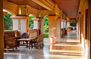 mvt guesthouse and restaurant