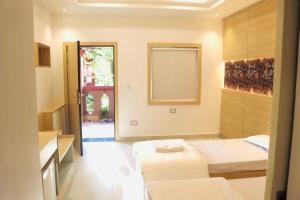 mvt guesthouse and restaurant