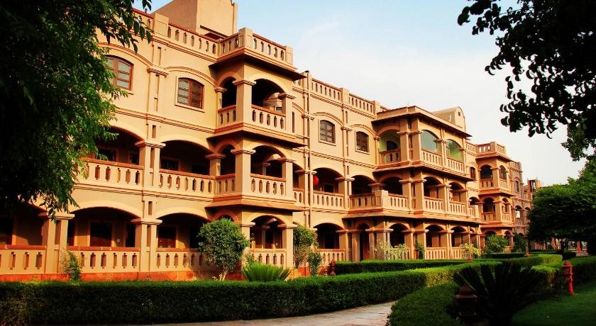 mvt guesthouse and restaurant