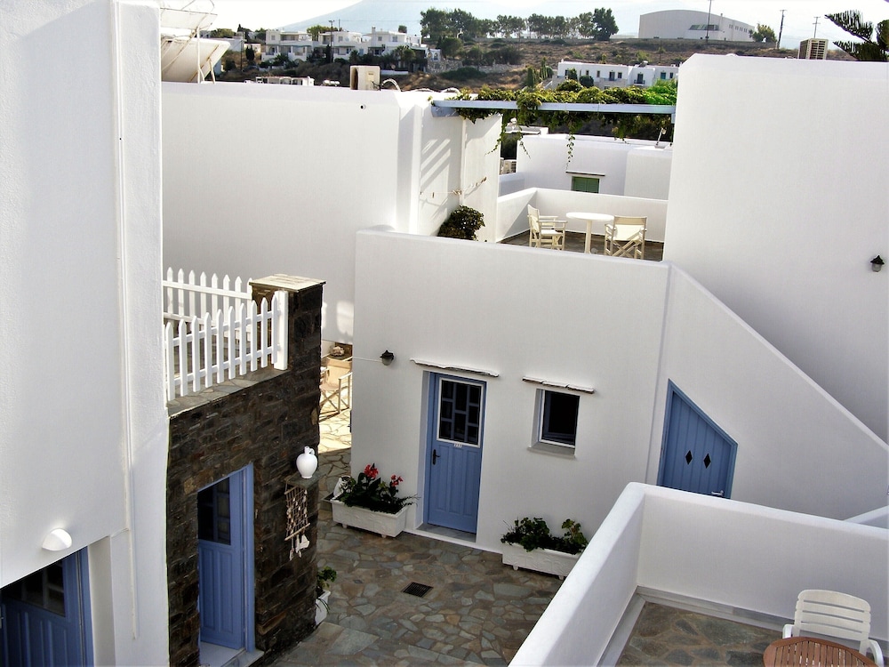 paros