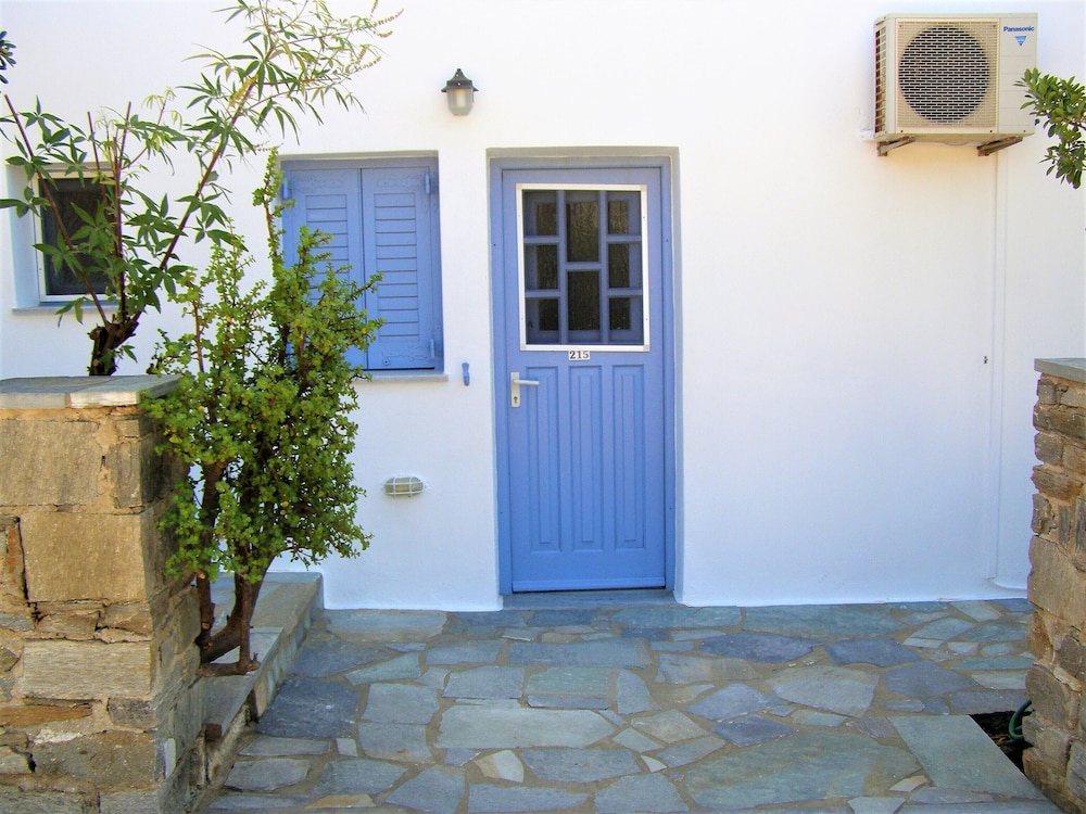 paros