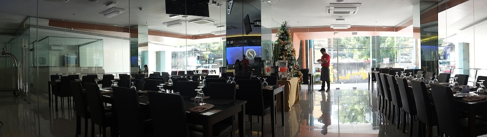 southpole central hotel