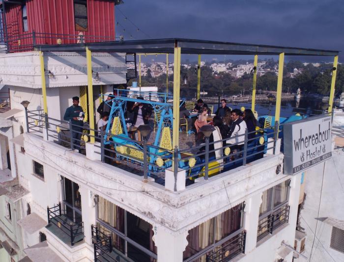 whereabout hostel udaipur