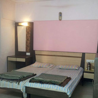 Anand Beach Resort, Bordi,Dahanu,1 star