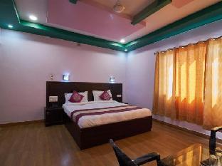 hotel deep palace near bus stand udaipole