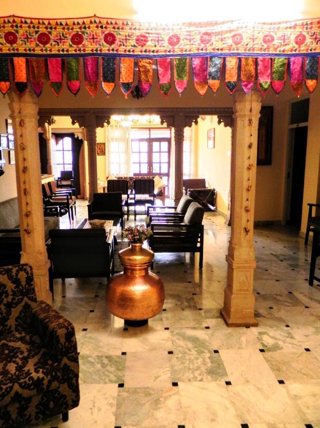 hotel kishan kunj