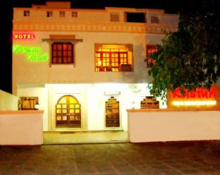 hotel kishan kunj