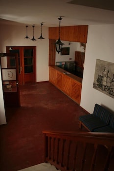 Flisvos Hotel,Ios>>Agios Nikolaos,2 star