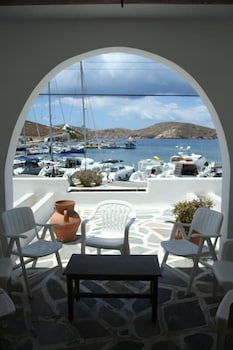 Flisvos Hotel,Ios>>Agios Nikolaos,2 star