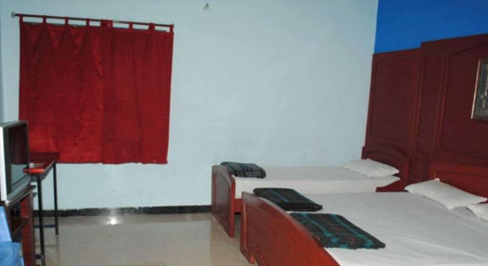 golden lake view resorts