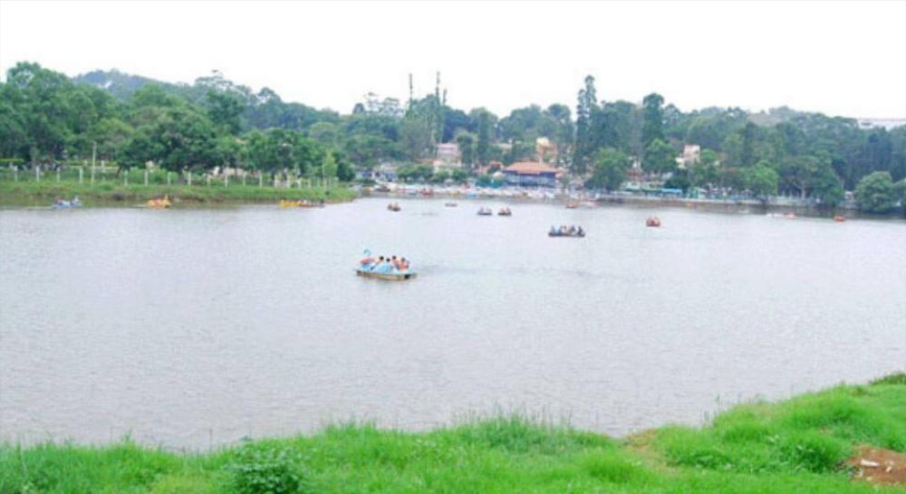 golden lake view resorts