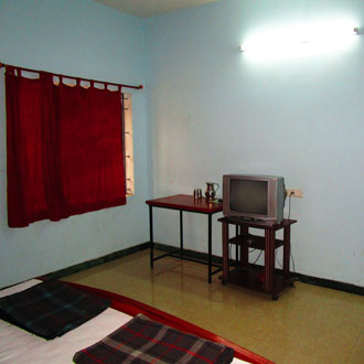 golden lake view resorts