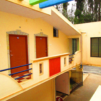 golden lake view resorts