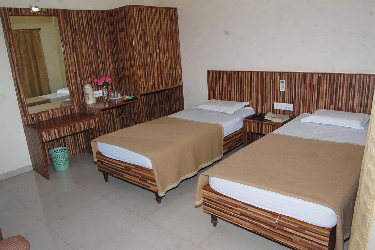 Hotel Niraj International,,3 star