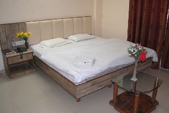 Hotel Niraj International,,3 star