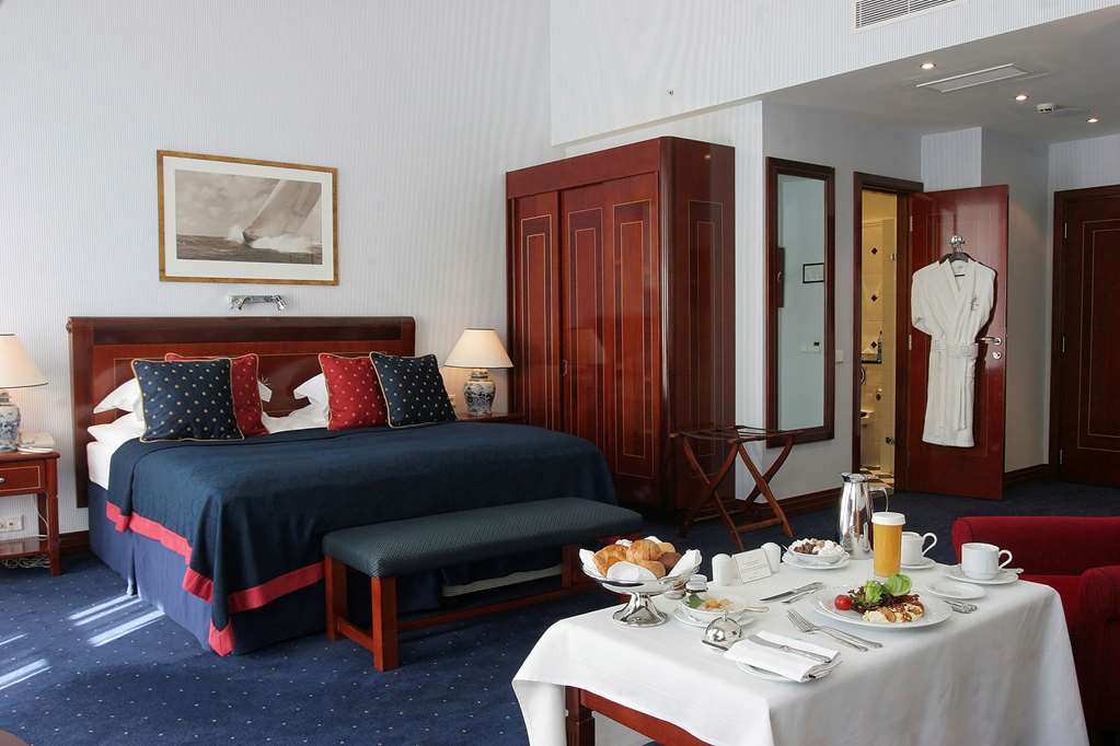 kempinski hotel moika 22