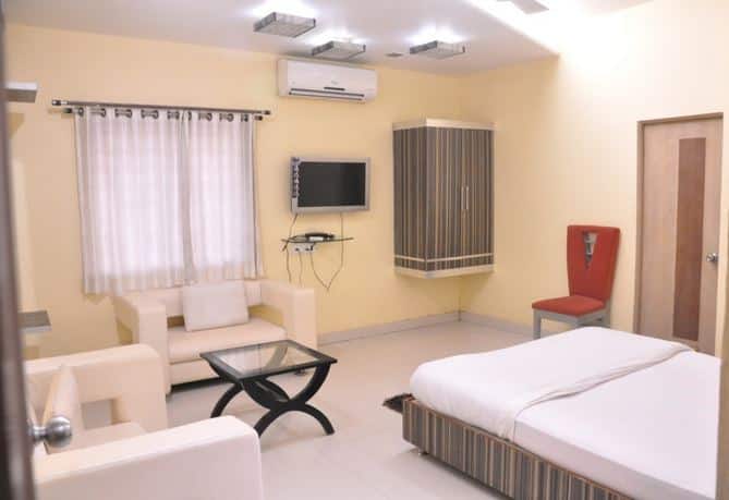 hotel ace inn