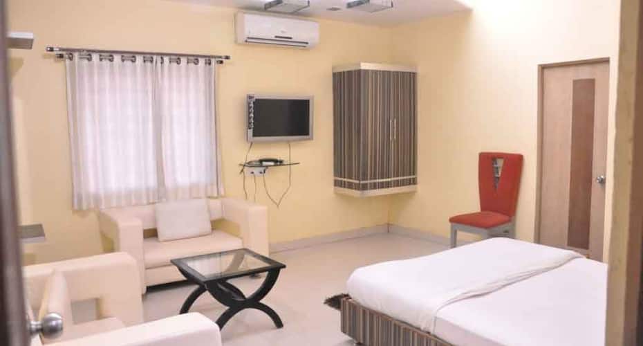 hotel ace inn