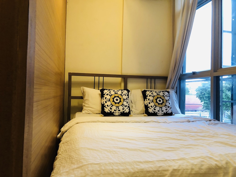 suneta hostel khaosan