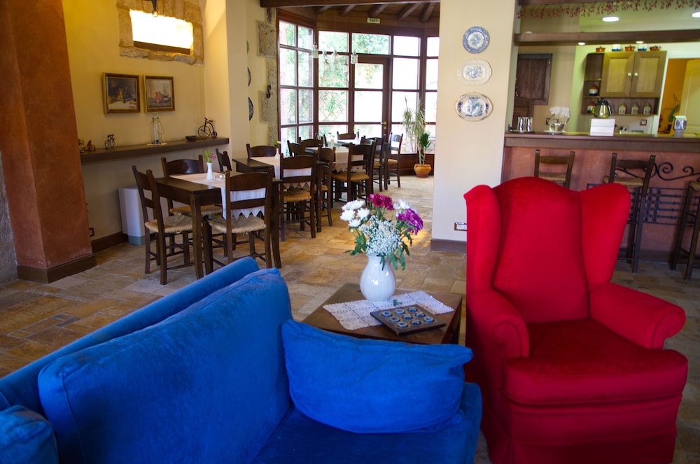 Archontiko Parnassus Dadi,Amfíklia>>Amfikleia-Elateia,3 star