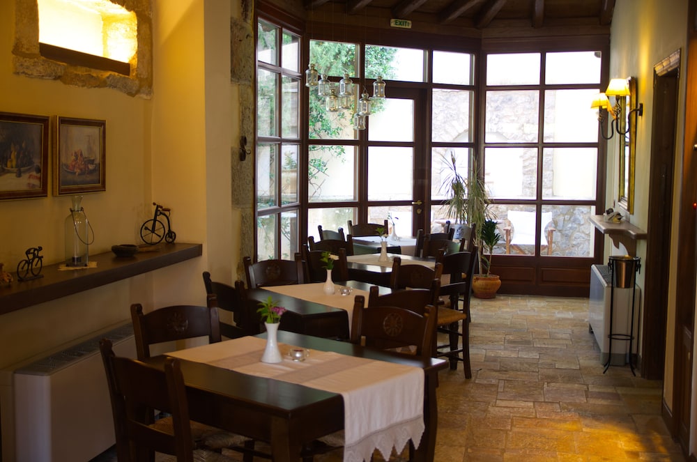 archontiko parnassus dadi