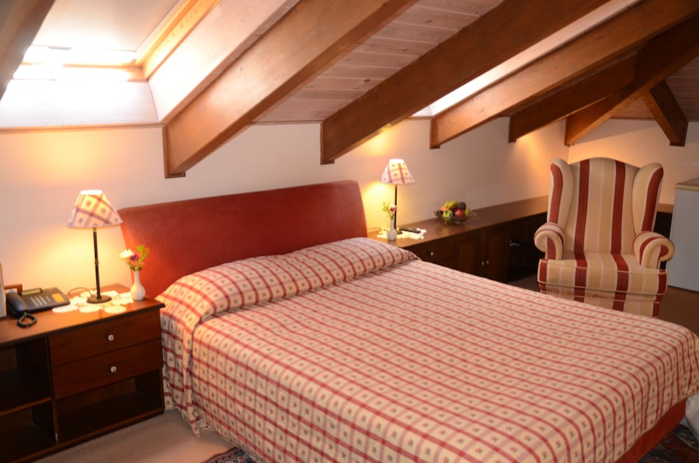 archontiko parnassus dadi