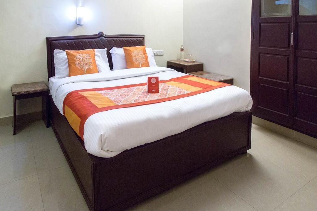 all seasons guest house