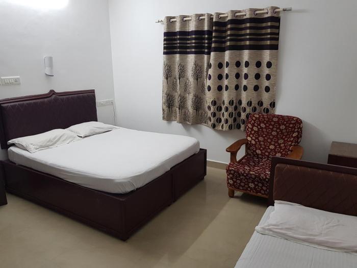 all seasons guest house