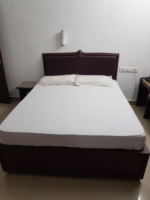 all seasons guest house