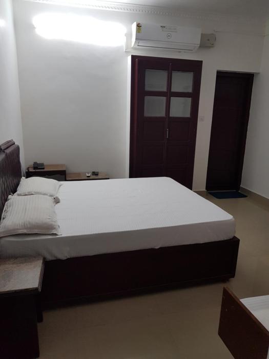 all seasons guest house