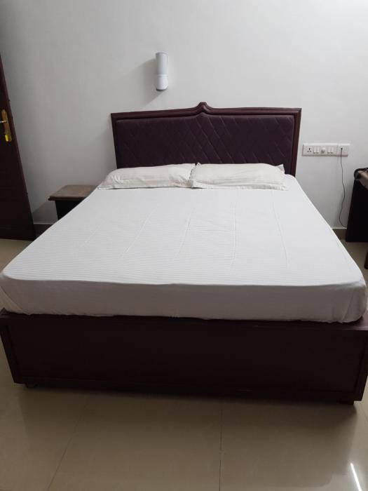 all seasons guest house