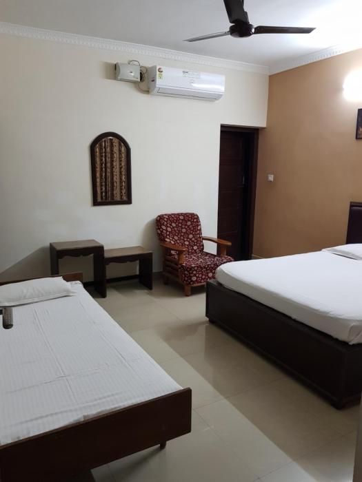 all seasons guest house