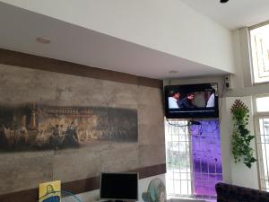 all seasons guest house