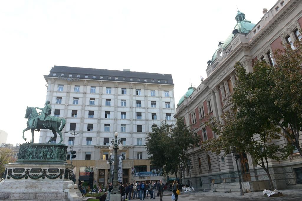 five points square city center