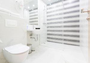 five points square city center