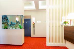 five points square city center