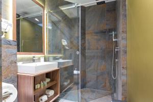 five points square city center