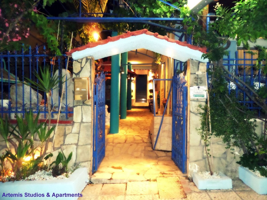 artemis studios and apartments