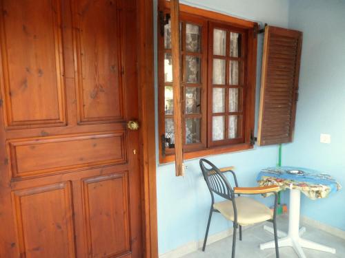 artemis studios and apartments