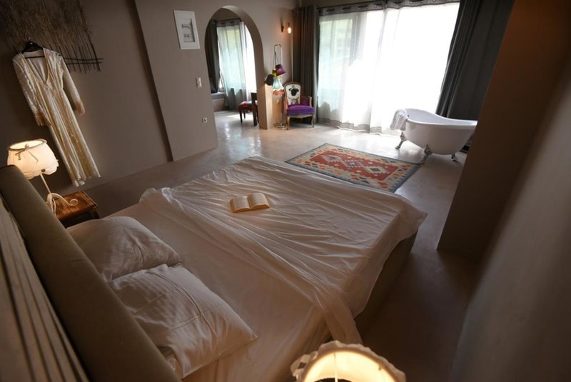 ifeel athens adults only