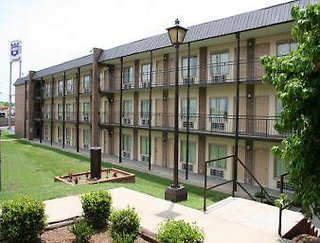 Knights Inn Nashville,Tennessee>>Nashville,2 star