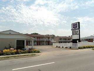 Knights Inn Ottawa,Emporia>>Baldwin City,2 star