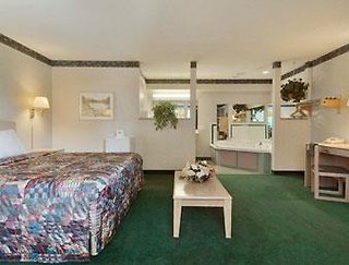 Knights Inn Ottawa,Emporia>>Baldwin City,2 star