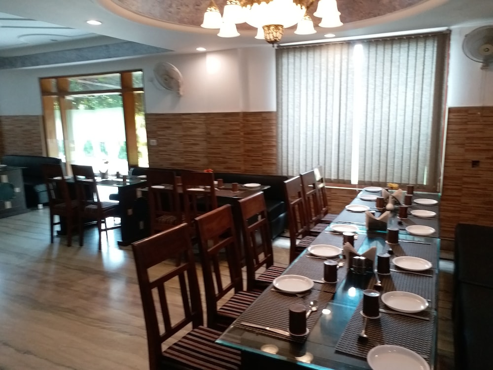 hotel jagdamba